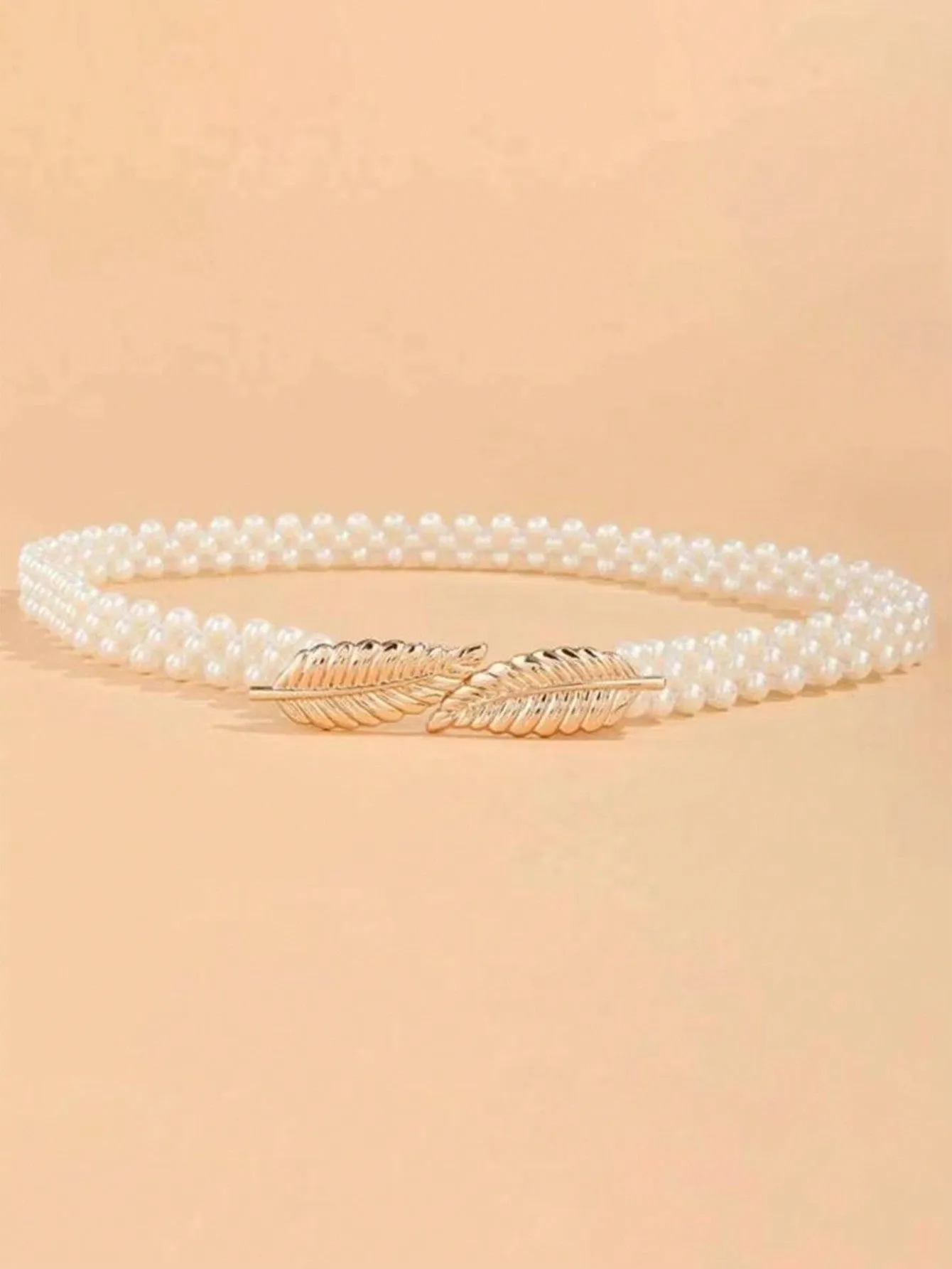 1pc Women's Pearl Belt With Leaf Buckle, Perfect For Dresses, Elastic Waist Chain, Fashionable And Elegant Waistband Decoration