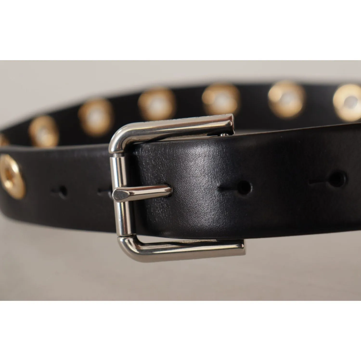 Dolce & Gabbana Chic Black Leather Belt with Engraved Buckle