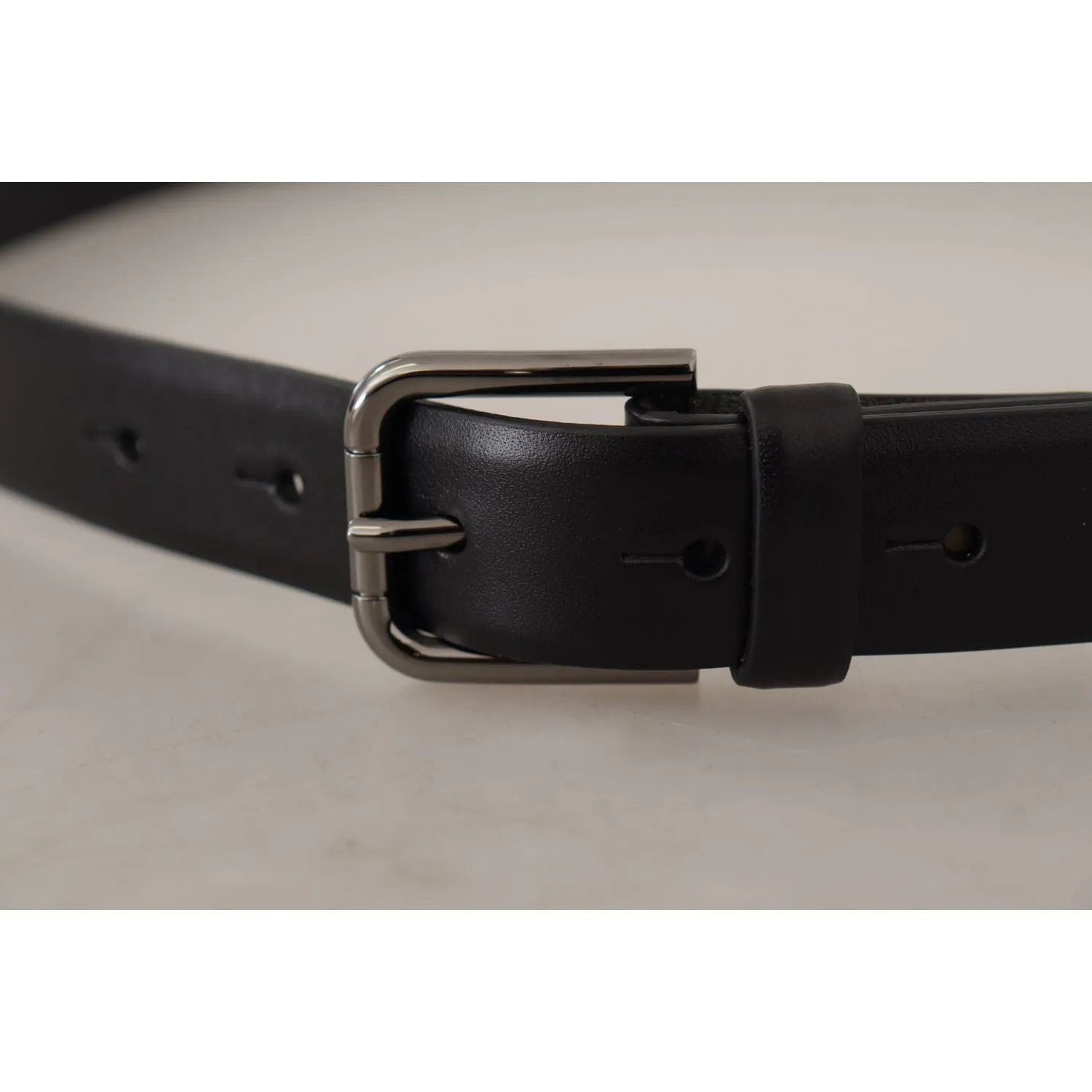 Dolce & Gabbana Elegant Black Leather Classic Belt