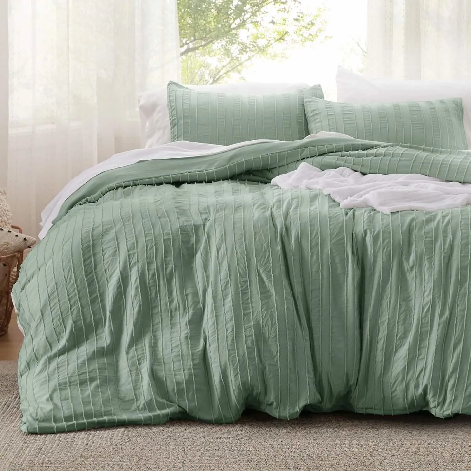 Striped Tufted Embroidery Duvet Cover Set