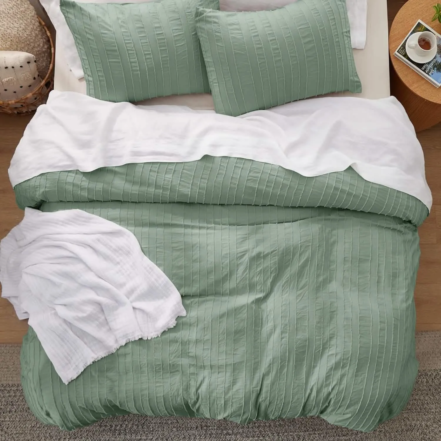 Striped Tufted Embroidery Duvet Cover Set